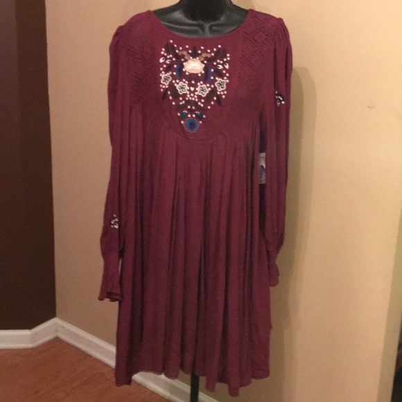 Free People Dresses & Skirts - NWT WOMEN’S FREE PEOPLE WINE EMBROIDERED MINIDRESS